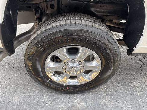 New 2026 RAM 2500 Big Horn AWD/4WD image 9
