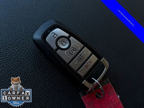 Used 2023 Ford Expedition XLT image 29