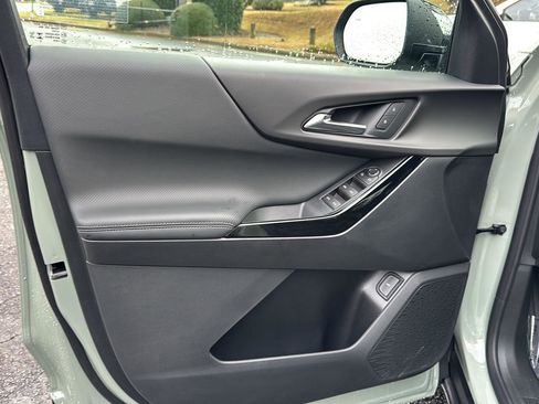 New 2026 Chevrolet Equinox LT w/ Convenience Package II image 14