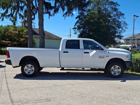 Used 2018 RAM 3500 Tradesman AWD/4WD image 8
