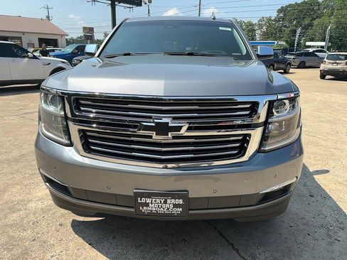 Used 2018 Chevrolet Tahoe Premier image 2
