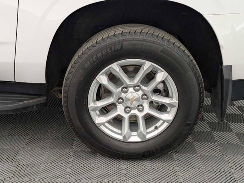 Used 2025 Chevrolet Suburban LS w/ Max Trailering Package image 12