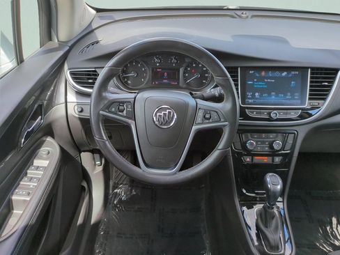 Used 2021 Buick Encore Preferred image 15
