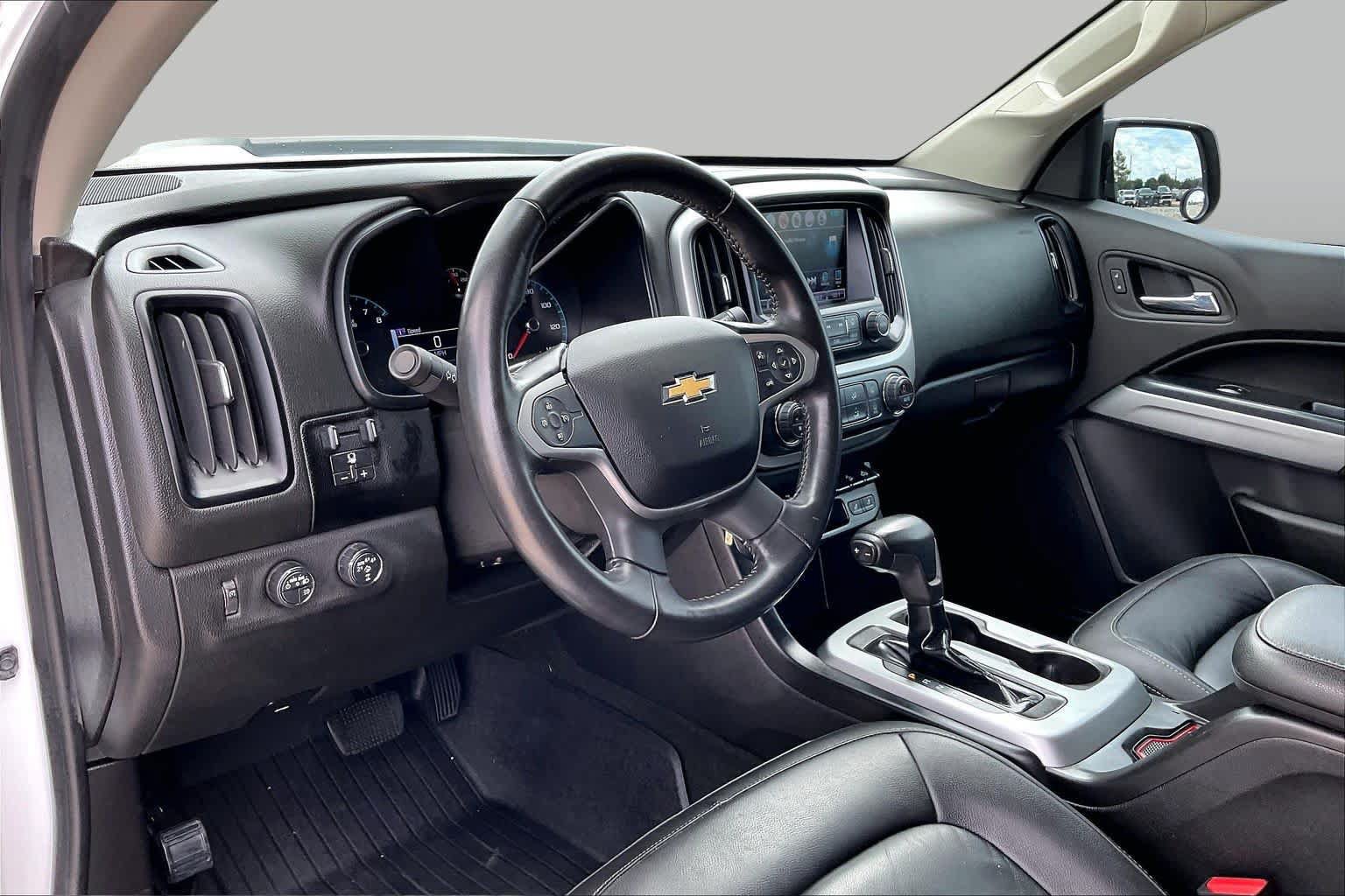 Used 2018 Chevrolet Colorado ZR2 w/ ZR2 Dusk Special Edition AWD/4WD image 17