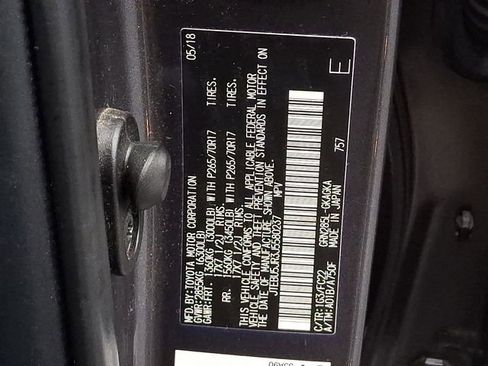 Certified 2018 Toyota 4Runner TRD Off-Road image 26