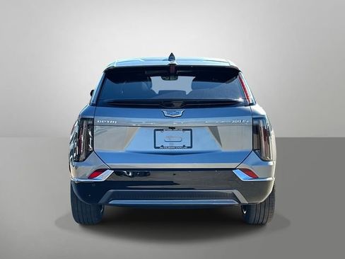 New 2026 Cadillac Optiq Luxury 1 image 15
