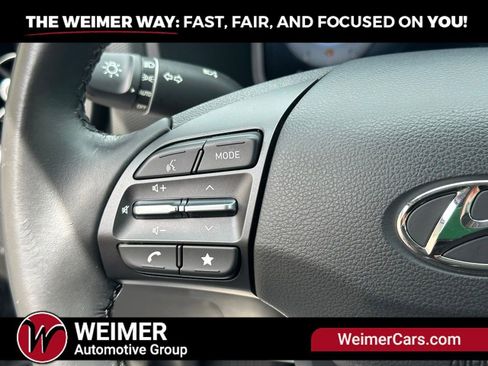 Used 2023 Hyundai Kona Limited AWD/4WD image 14