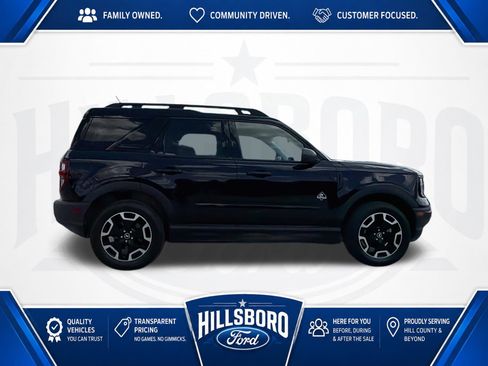 Used 2022 Ford Bronco Sport Outer Banks w/ Tech Package AWD/4WD image 4