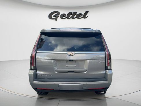 Used 2019 Cadillac Escalade Luxury w/ LPO, Radiant Package RWD image 6