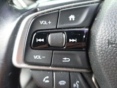 Used 2018 Honda Accord Sport image 17