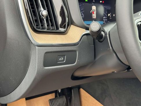 New 2026 Volvo XC60 B5 Plus w/ Protection Package Premier image 8