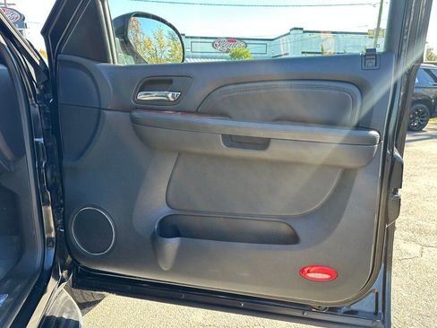 Used 2009 Cadillac Escalade 4WD Hybrid image 27