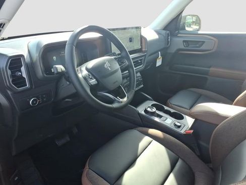 New 2026 Ford Bronco Sport Outer Banks w/ Outer Banks Tech Package+ AWD/4WD image 14