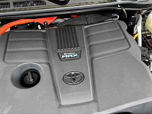 New 2025 Toyota Tundra Limited image 17