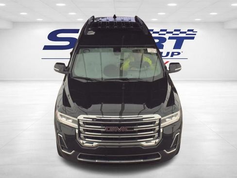 Used 2023 GMC Acadia SLE w/ Driver Convenience Package image 2