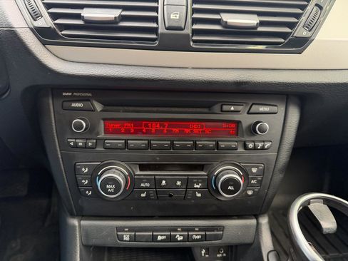 Used 2013 BMW X1 xDrive28i image 12