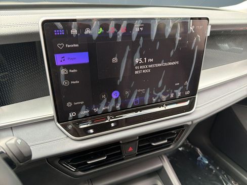New 2026 Volkswagen Tiguan SE AWD/4WD image 22