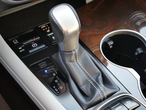 Used 2019 Lexus RX 350 AWD image 25