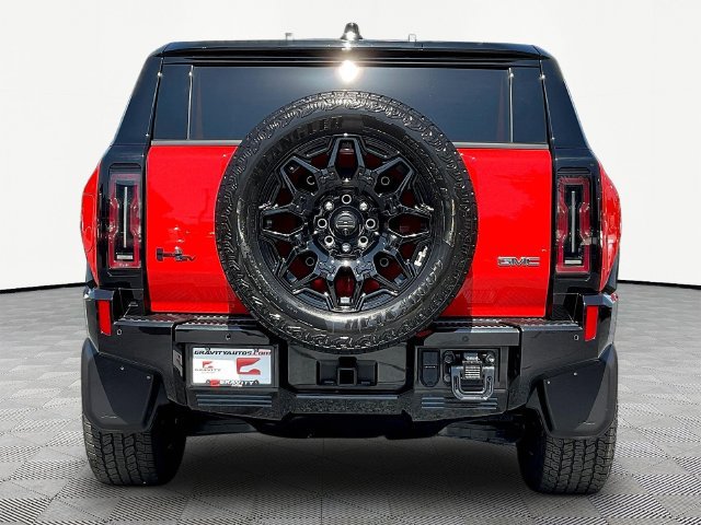 Used 2026 GMC Hummer EV SUV w/ LPO, Dark Essentials Package AWD/4WD image 6