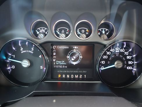 Used 2016 Ford F250 Platinum w/ FX4 Off-Road Package image 10