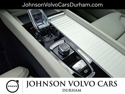 New 2026 Volvo XC60 B5 Ultra w/ Protection Package Premier AWD/4WD image 15