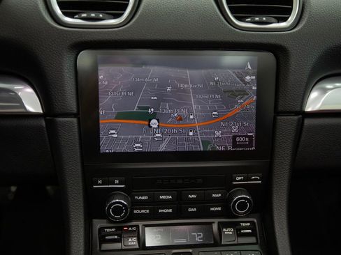 Used 2024 Porsche 718 Boxster S image 21