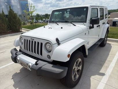 Used 2017 Jeep Wrangler Unlimited Sahara w/ Connectivity Group
