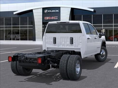 New 2026 GMC Sierra 3500 Pro image 4
