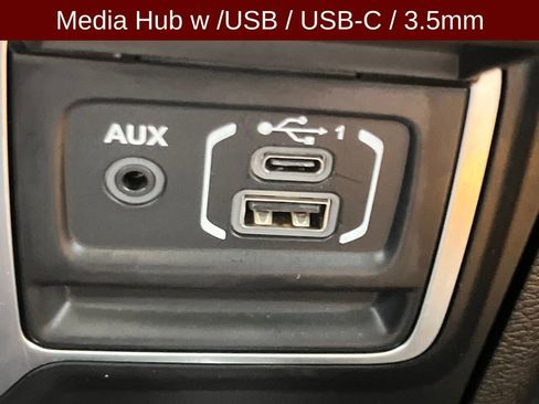 Used 2020 Jeep Wrangler Unlimited Rubicon w/ Dual Top Group image 11