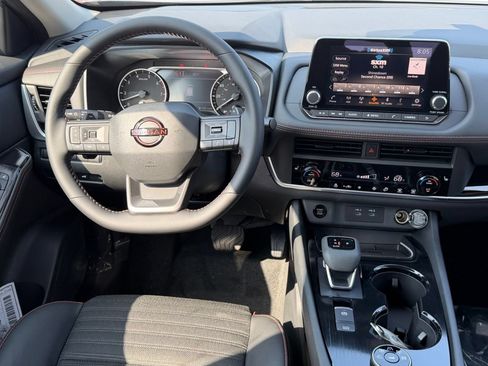 New 2026 Nissan Rogue SV AWD/4WD image 13