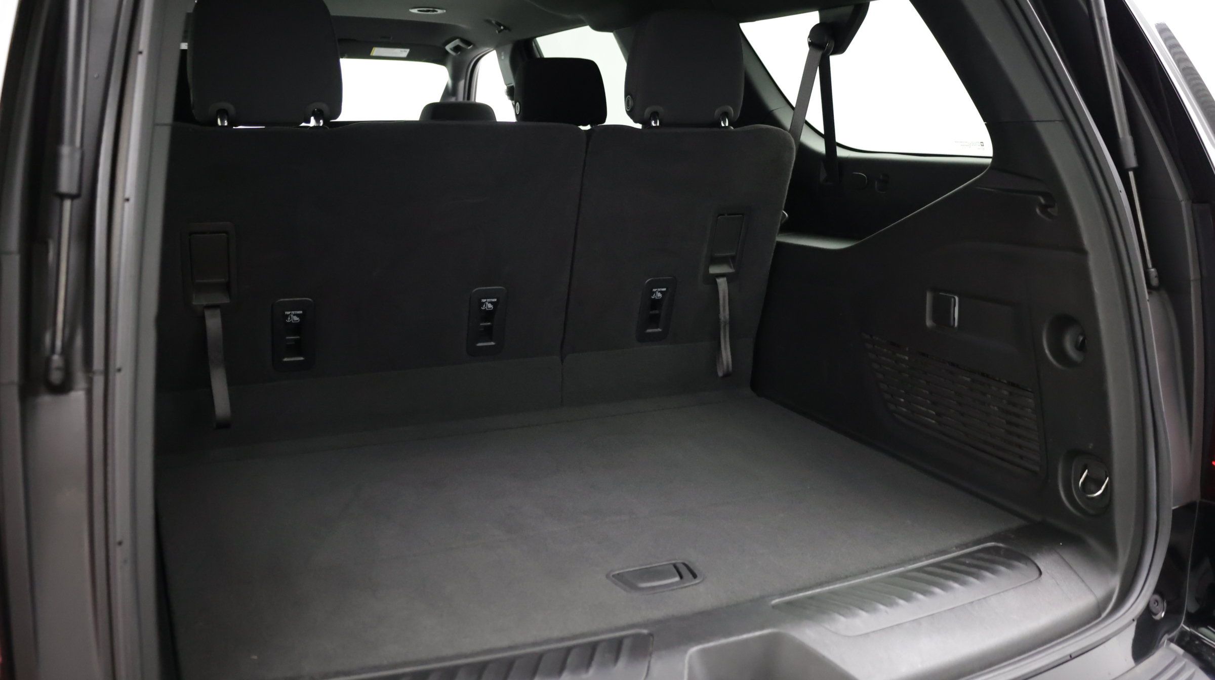 Used 2024 GMC Yukon XL SLE w/ Gmc Pro Safety Plus Package RWD image 34