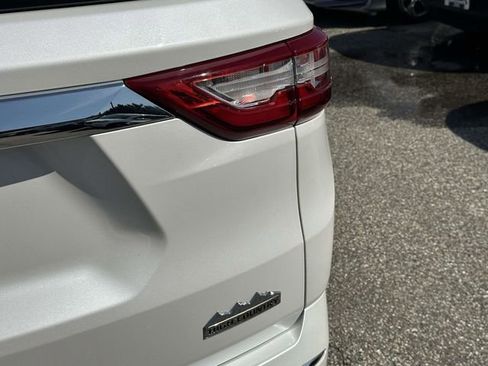 Used 2021 Chevrolet Traverse High Country w/ LPO, 'HIT The Road' Package image 30