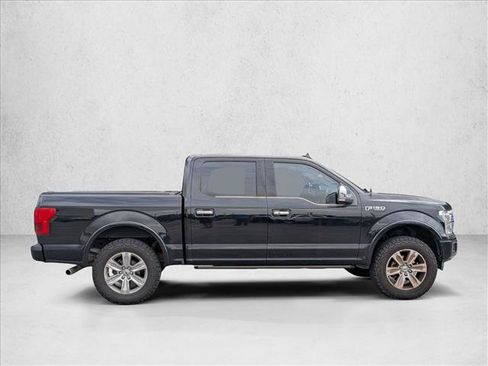 Used 2018 Ford F150 Platinum w/ Equipment Group 701A Luxury AWD/4WD image 5