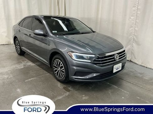 Used 2019 Volkswagen Jetta SEL image 1
