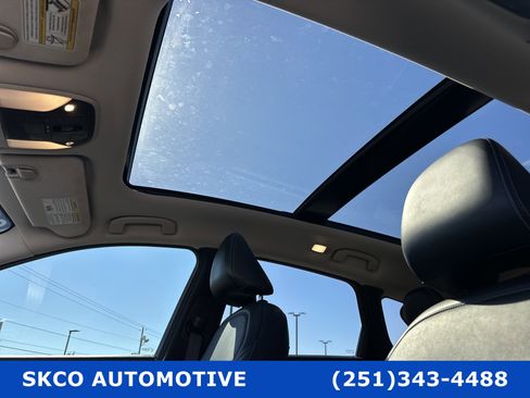 Used 2020 INFINITI QX50 Luxe w/ Navigation Package image 26