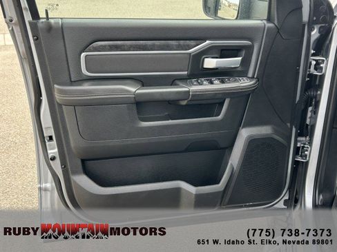 Used 2024 RAM 3500 Big Horn w/ Sport Appearance Package image 10