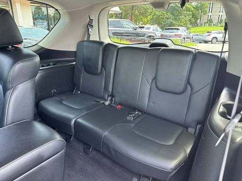 Used 2015 Chevrolet Suburban LTZ AWD/4WD image 8