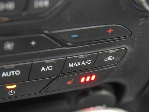 Used 2022 Ford Ranger XLT w/ Equipment Group 302A High image 21