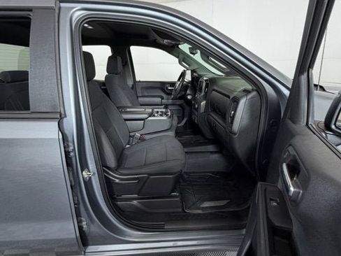 Used 2020 Chevrolet Silverado 1500 Custom w/ Custom Value Package RWD image 6