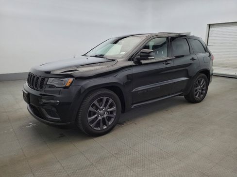 Used 2019 Jeep Grand Cherokee High Altitude image 2