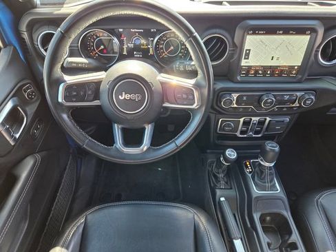 Certified 2022 Jeep Wrangler Unlimited Sahara w/ LED Lighting Group image 16