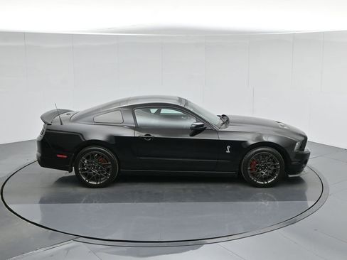 Used 2014 Ford Mustang Shelby GT500 w/ Equipment Group 821A image 37