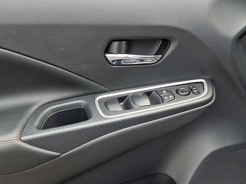 Certified 2023 Nissan Versa SR w/ Trunk Package FWD image 13