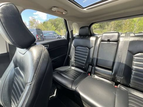 Used 2022 Ford Edge SEL w/ Convenience Package AWD/4WD image 13