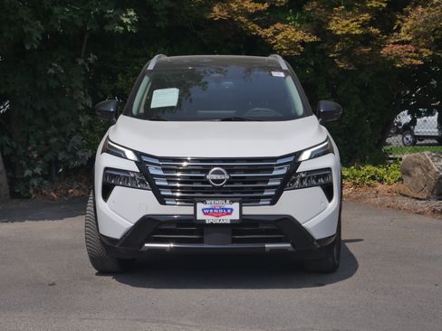 Certified 2024 Nissan Rogue Platinum w/ Platinum Premium Package AWD/4WD image 31