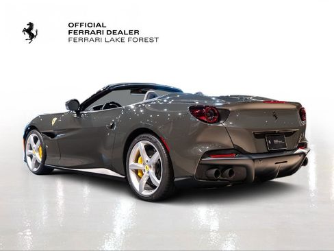 Certified 2022 Ferrari Portofino M image 3