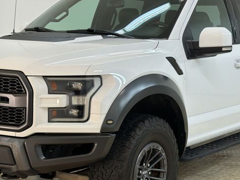 Used 2020 Ford F150 Raptor w/ Equipment Group 802A Luxury AWD/4WD image 24