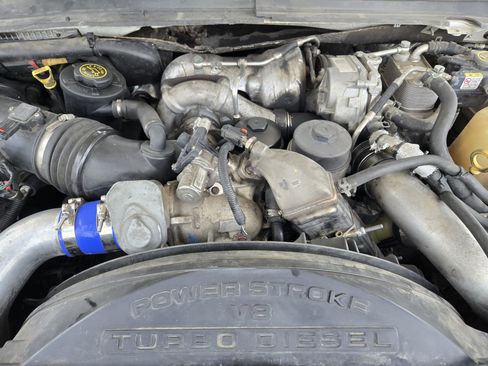 Used 2010 Ford F250 Lariat RWD image 30