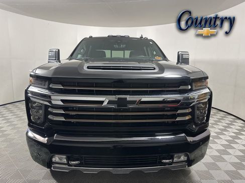 Used 2022 Chevrolet Silverado 3500 High Country w/ Z71 Off-Road Package image 1