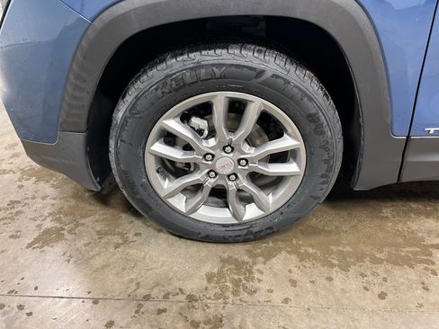 Certified 2024 GMC Terrain SLT AWD/4WD image 10